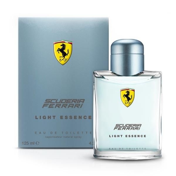 Ferrari Scuderia Light Essence — туалетная вода 125ml для мужчин