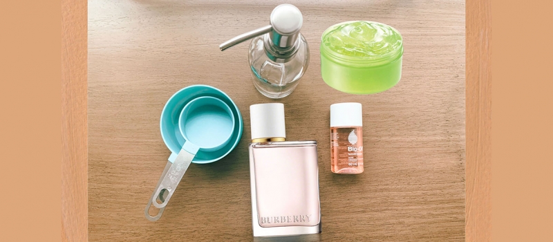 Як зробити власний дезінфікуючий засіб для рук, використовуючи парфуми?